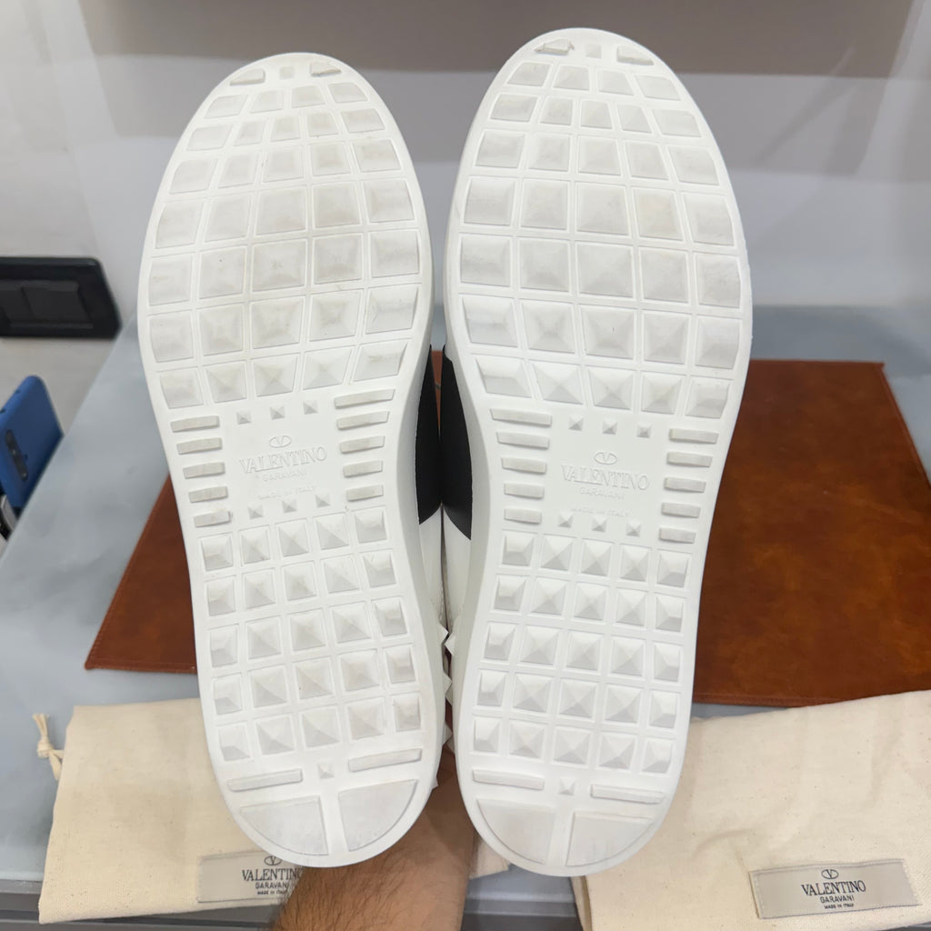 Valentino Garavani, Open, 42