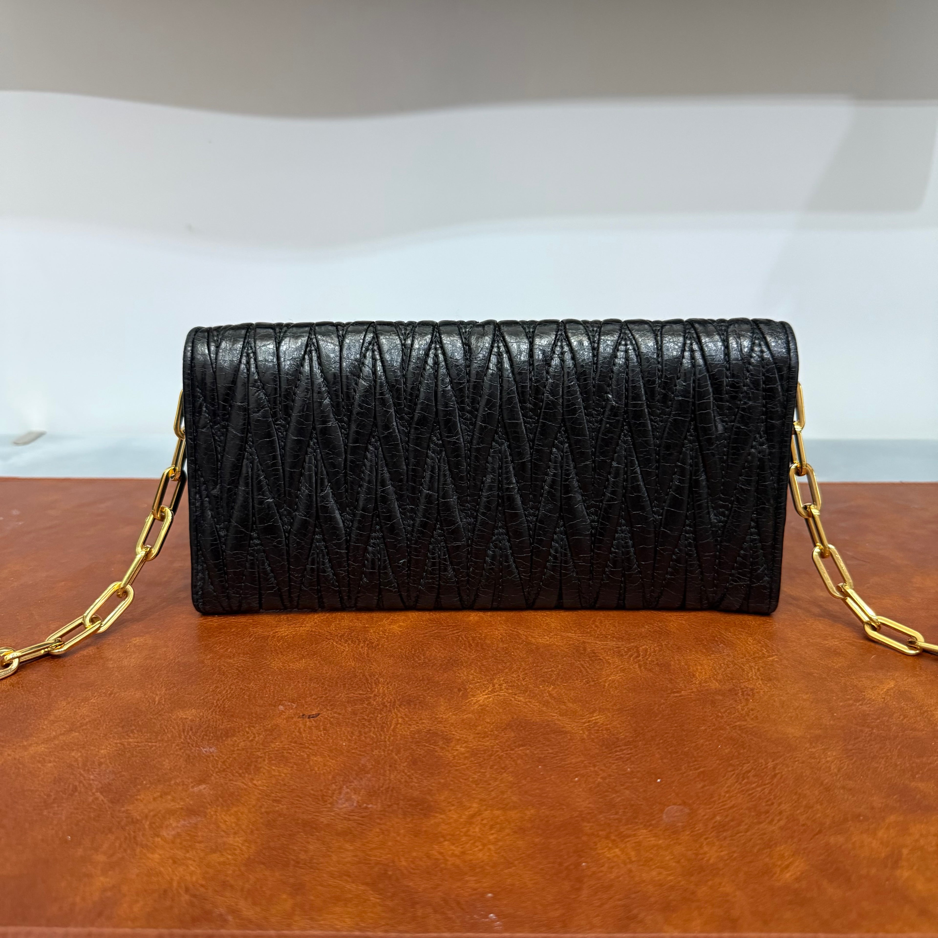 MiuMiu, Wallet on Chain
