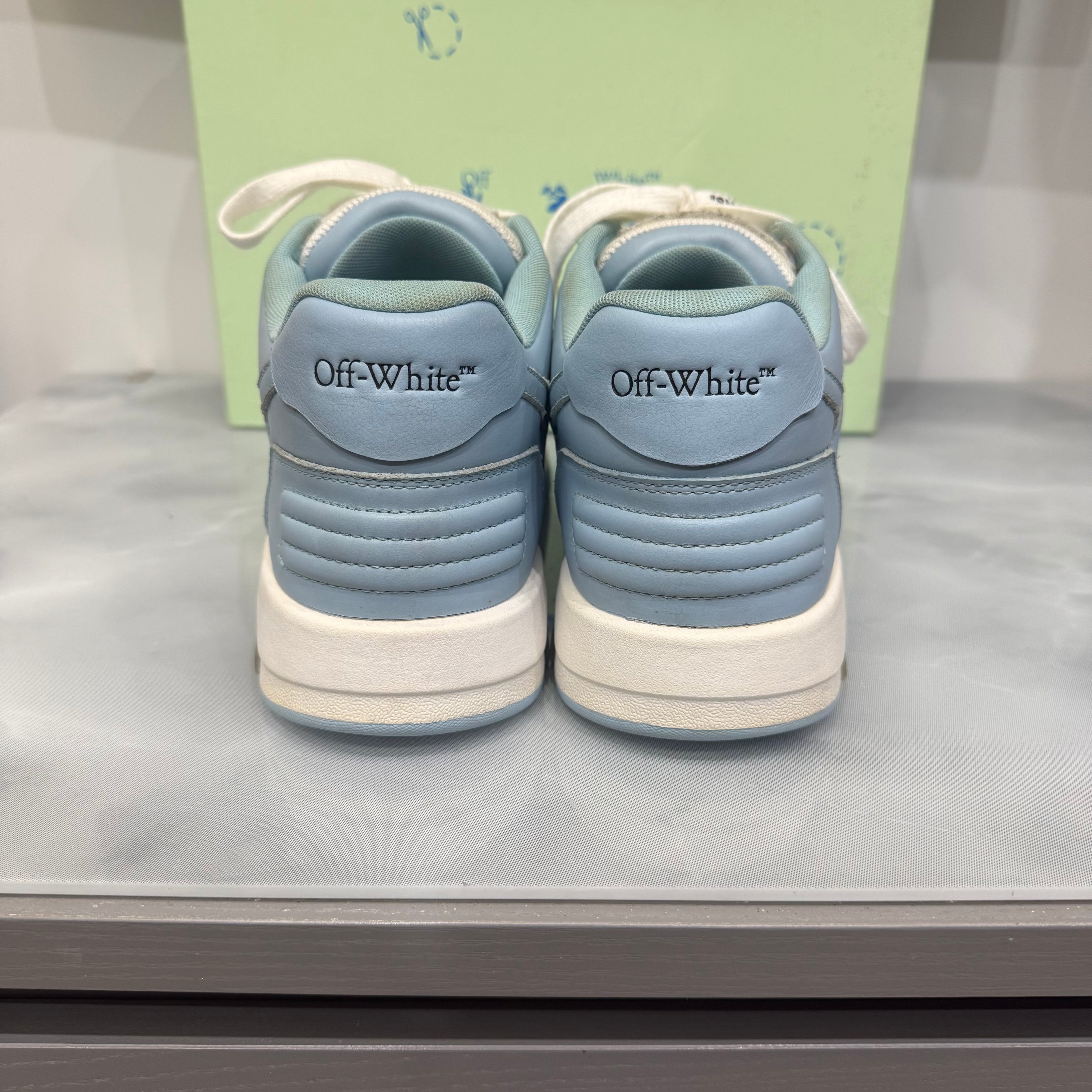 Off White Out of Office 43