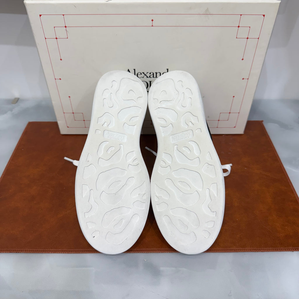 Alexander McQueen, OverSized, 37