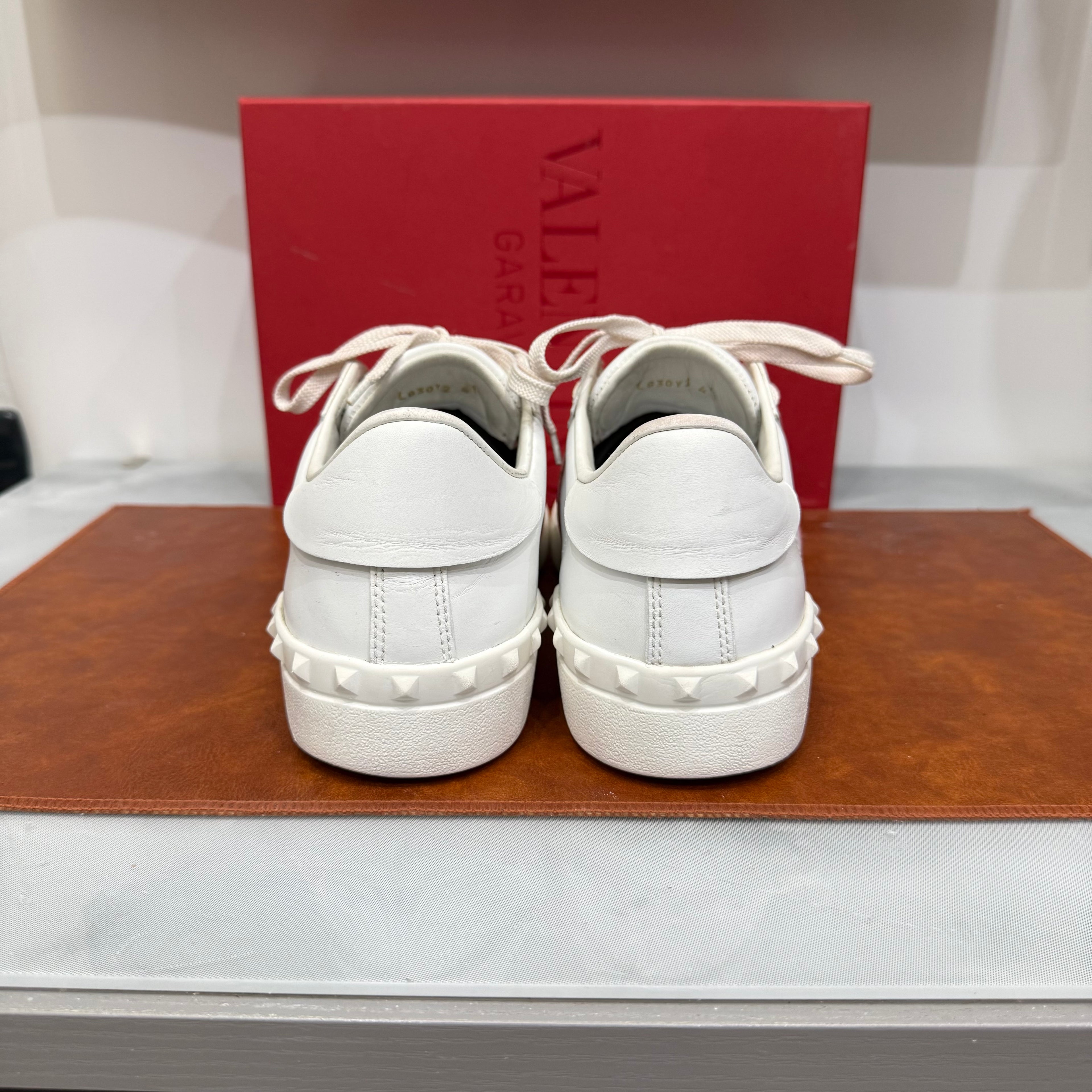 Valentino Garavani, Open, 41.5