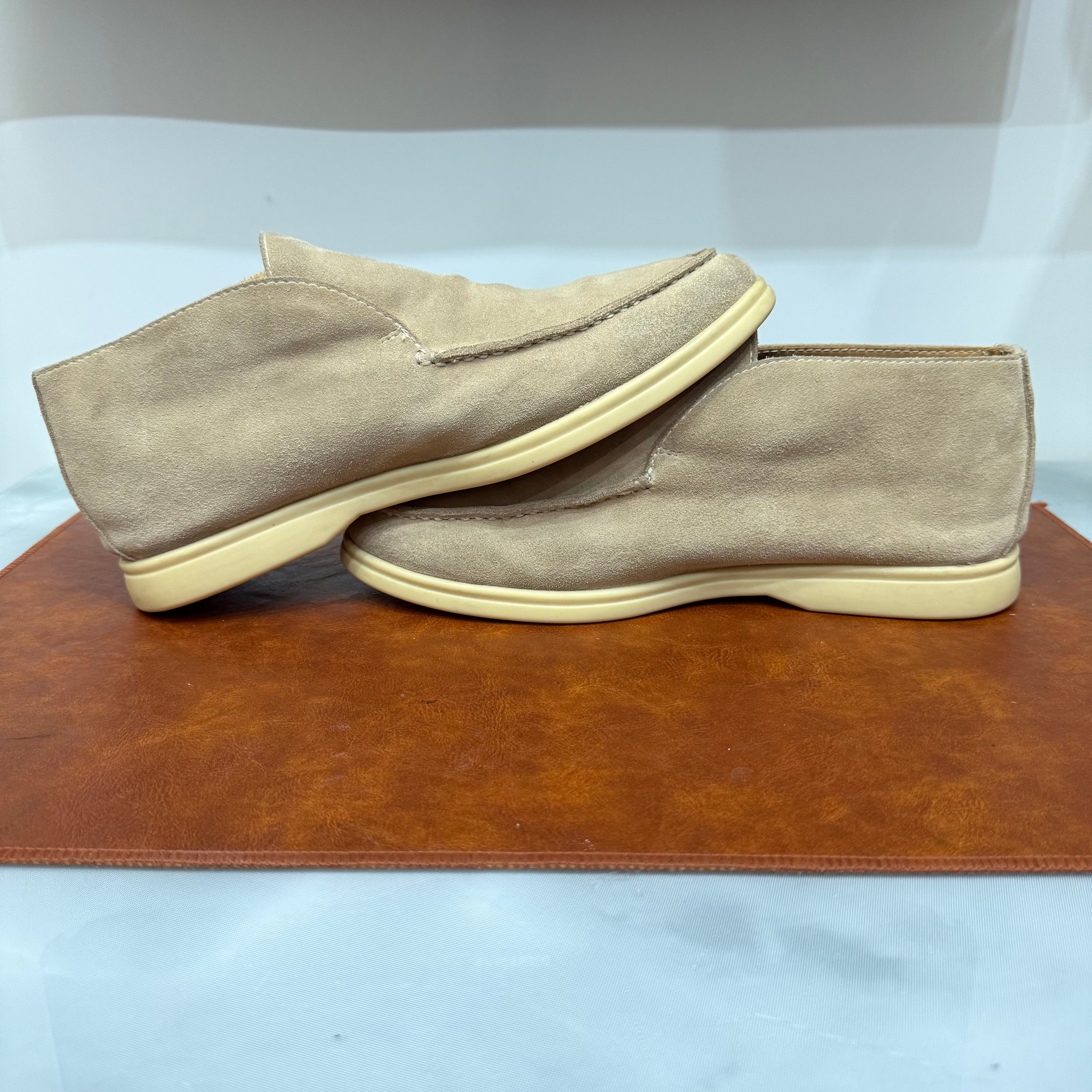 Loro Piana, Open Walk, 41