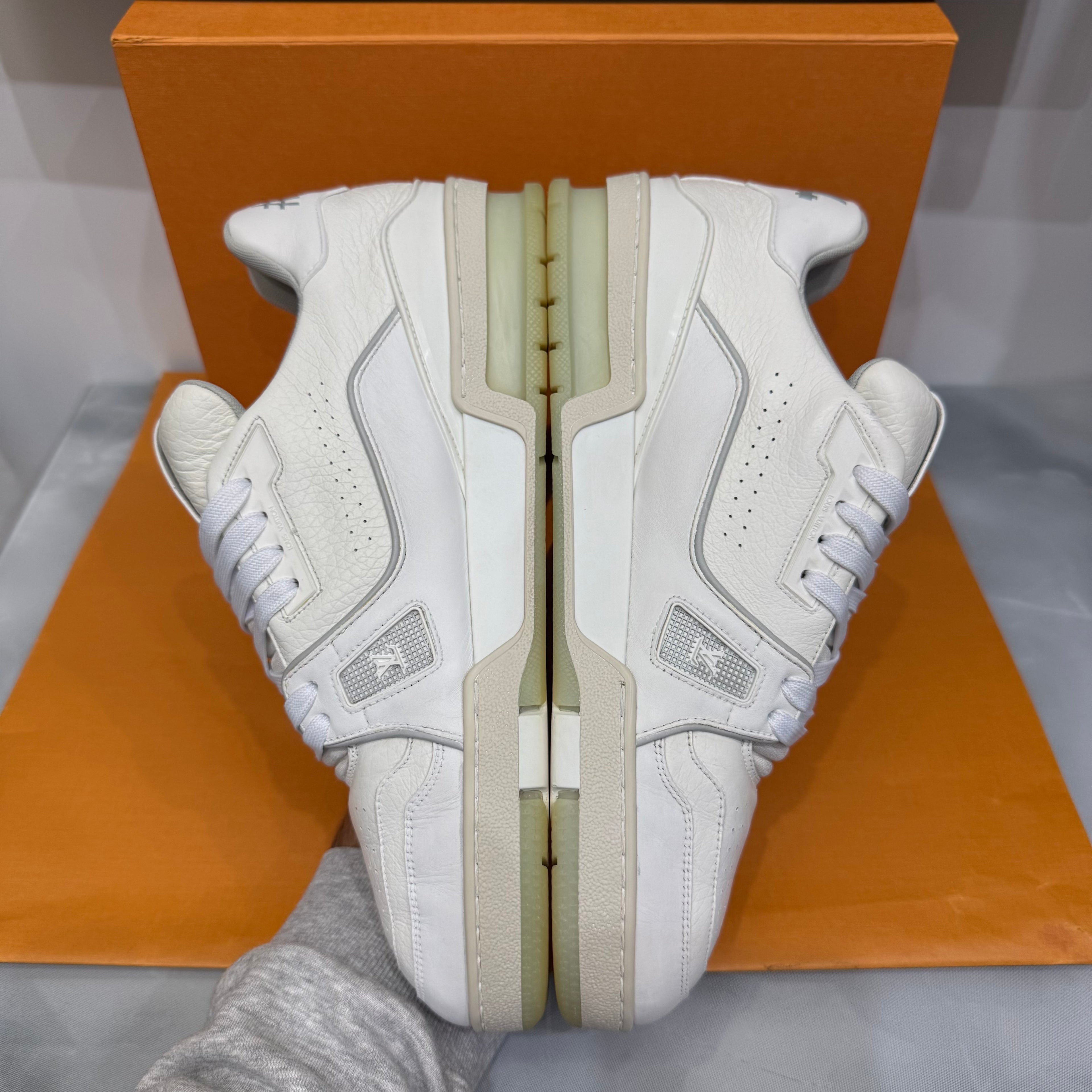 Louis Vuitton Trainer 43