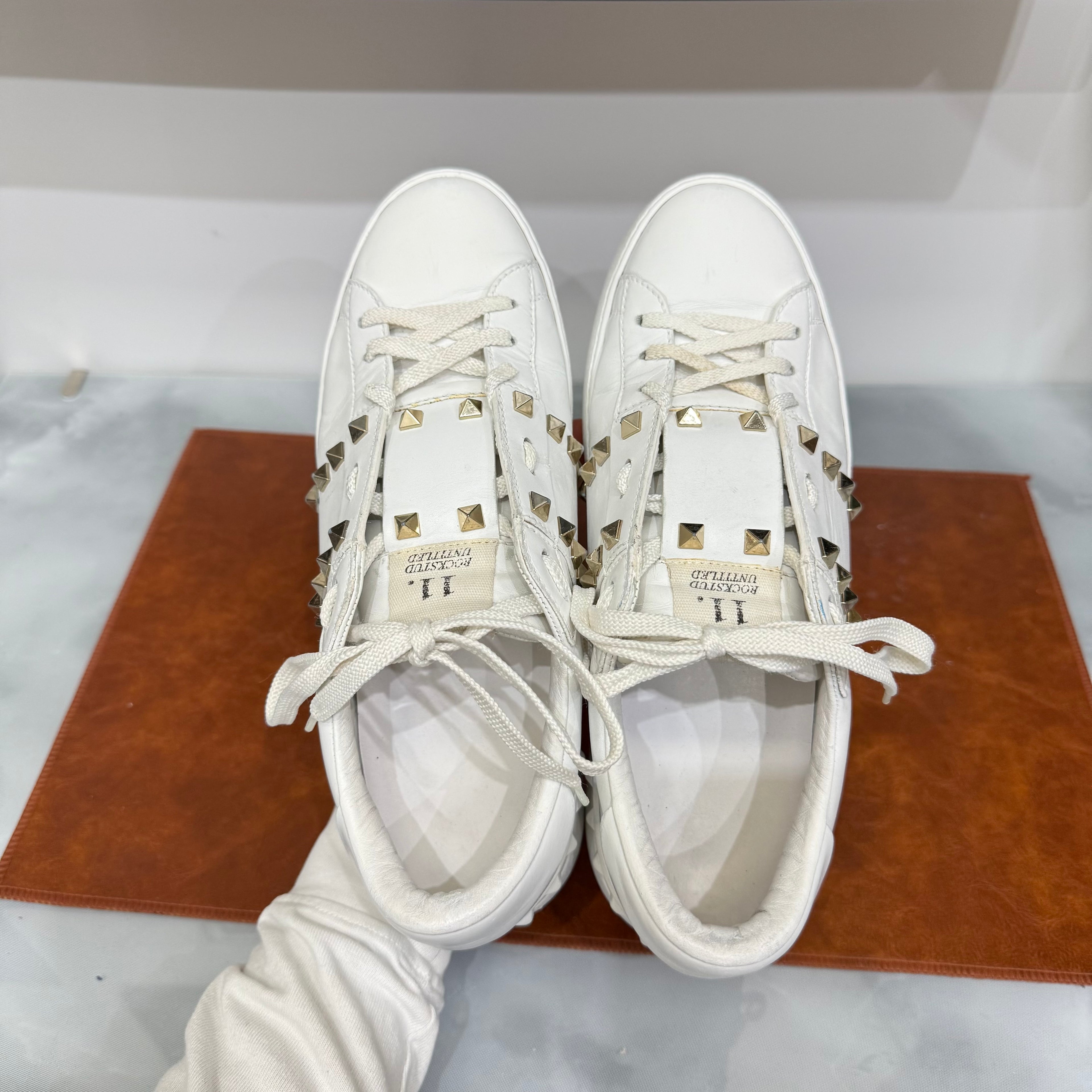 Valentino Garavani, Untitled, 40