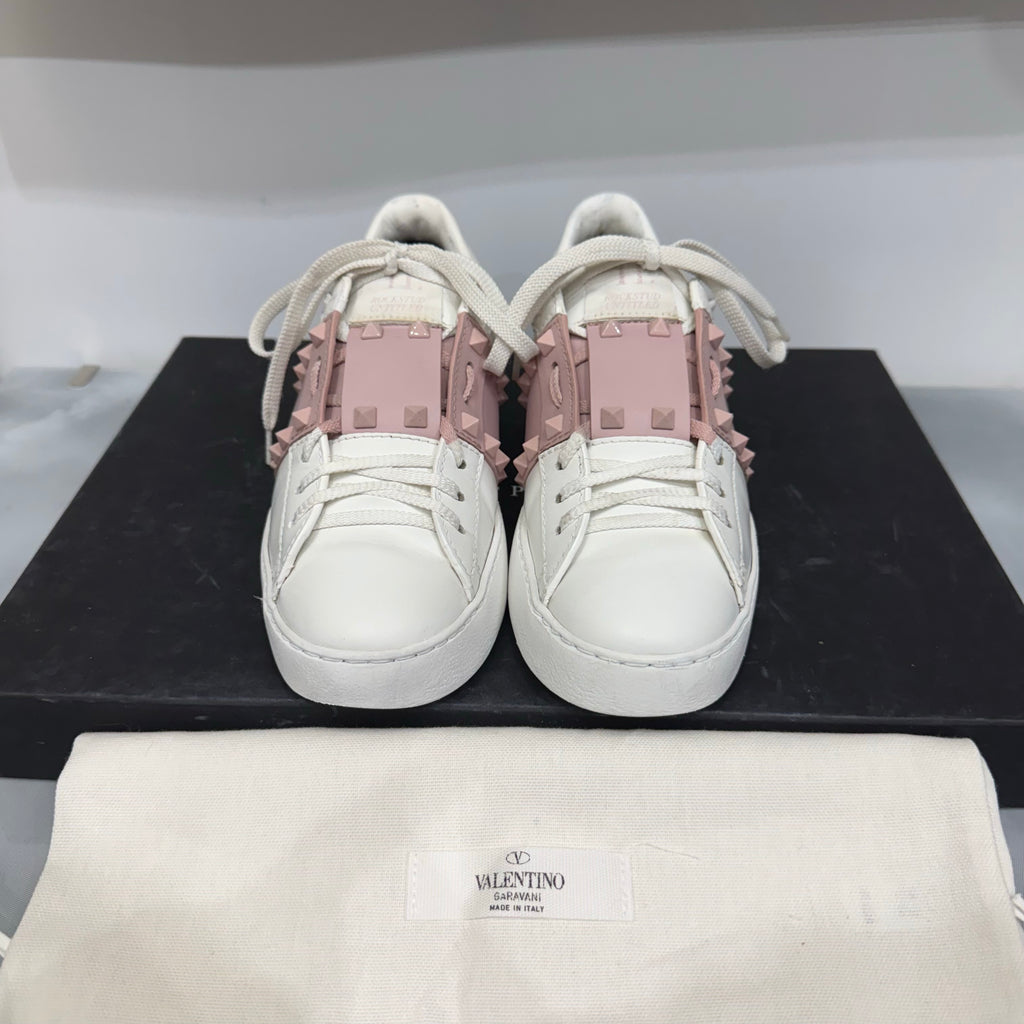 Valentino Garavani, Untitled, 37