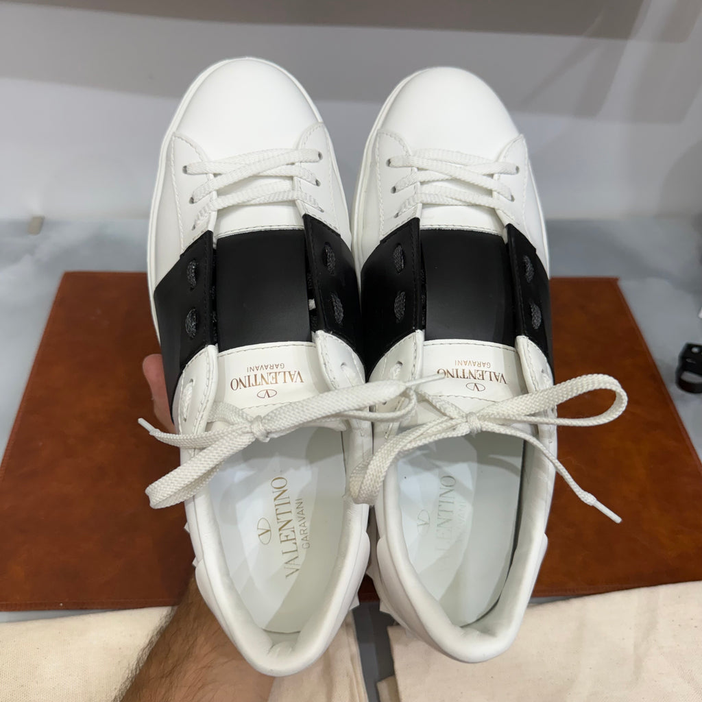 Valentino Garavani, Open, 42