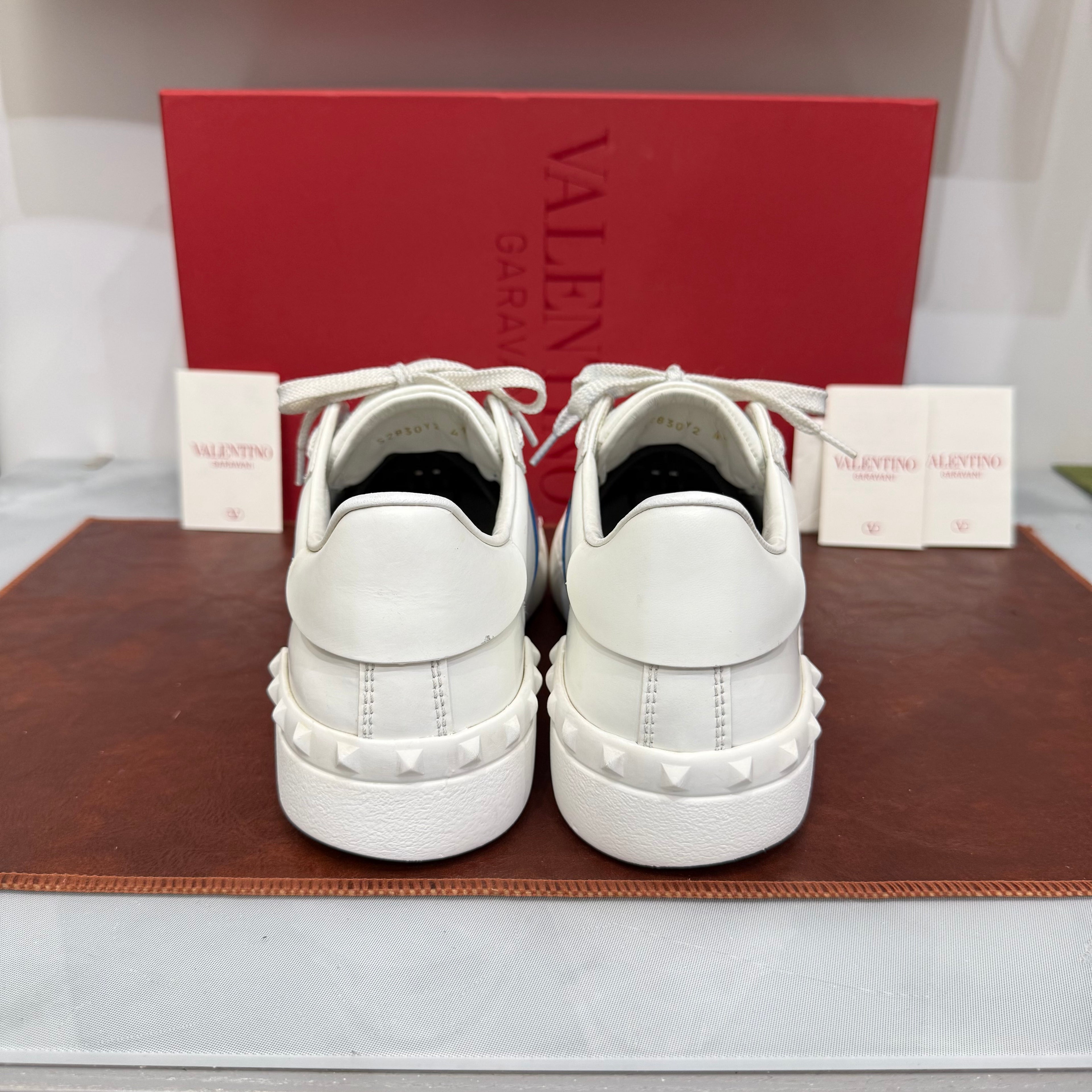 Valentino Garavani, Open, 41.5