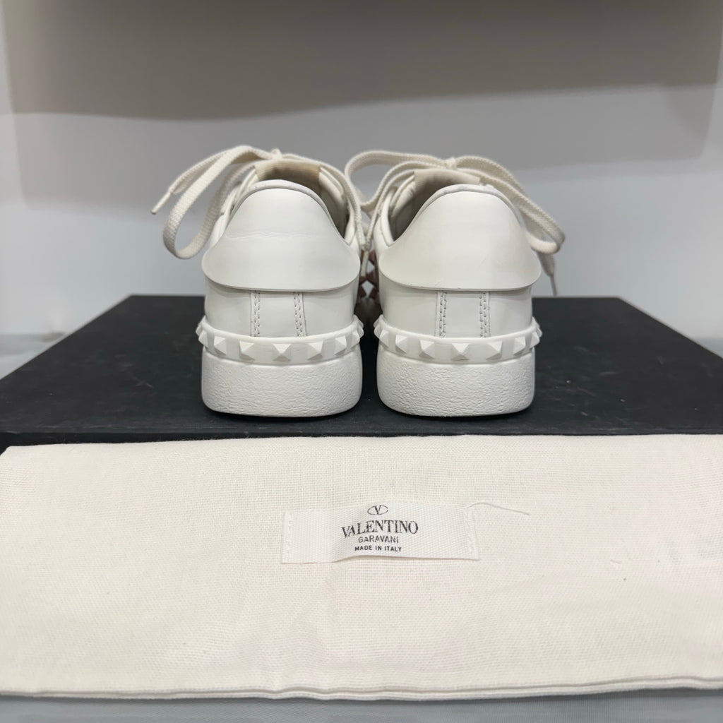 Valentino Garavani, Untitled, 37