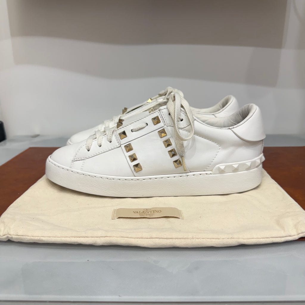 Valentino Garavani, Untitled, 37.5