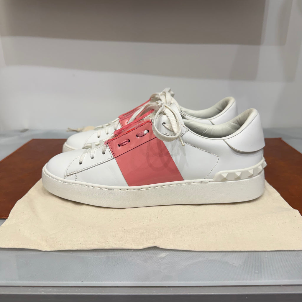 Valentino Garavani, Open, 38