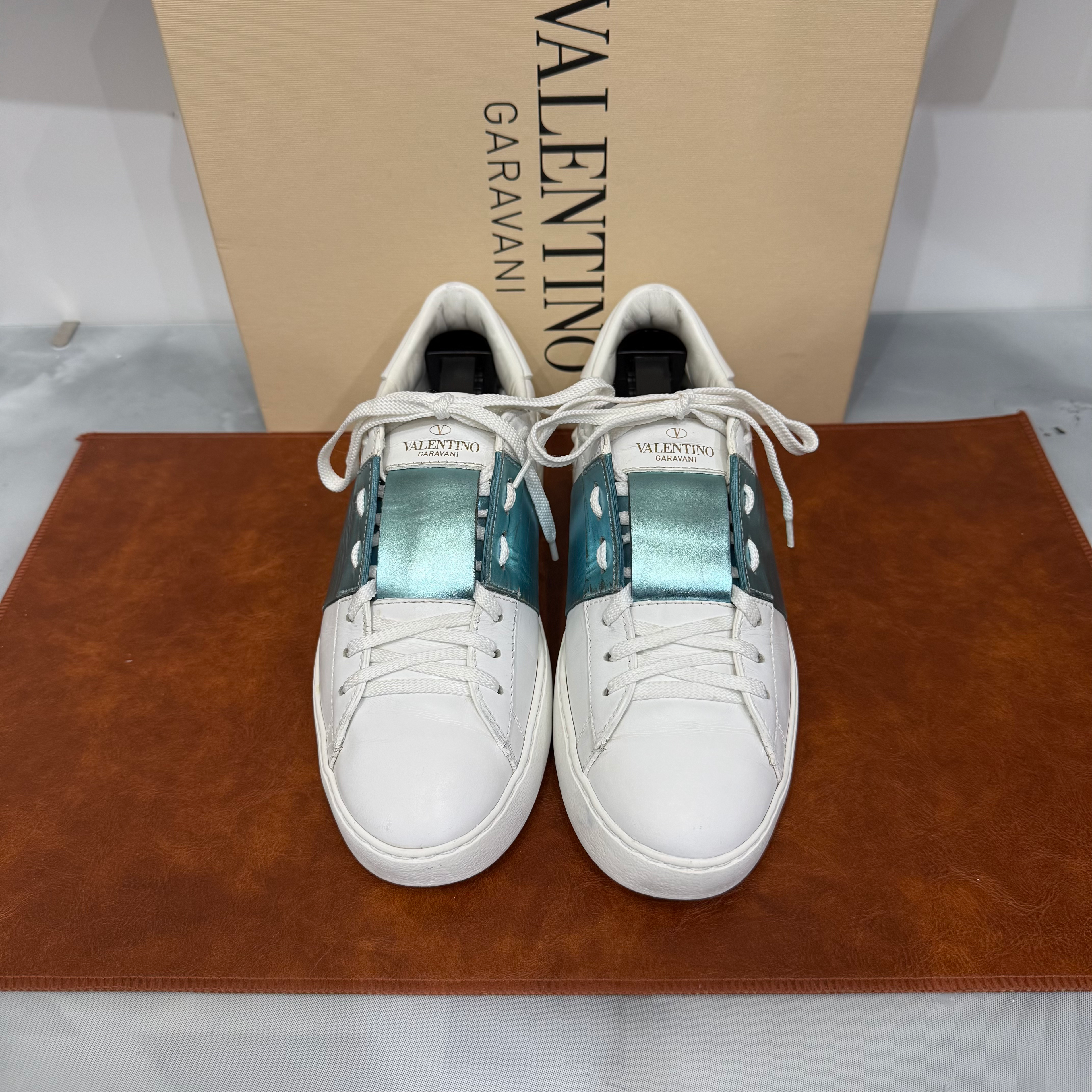 Valentino Garavani, Open, 37,5