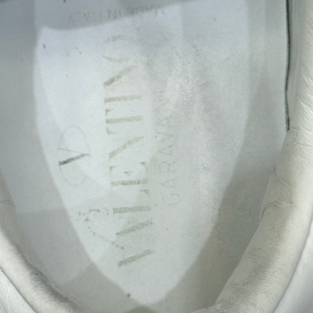 Valentino Garavani, Open, 36