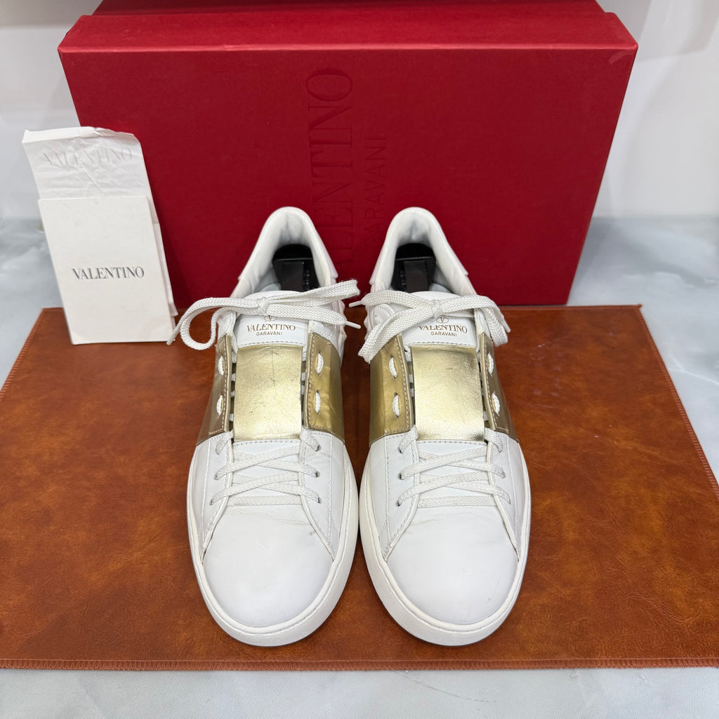 Valentino Garavani, Open, 41
