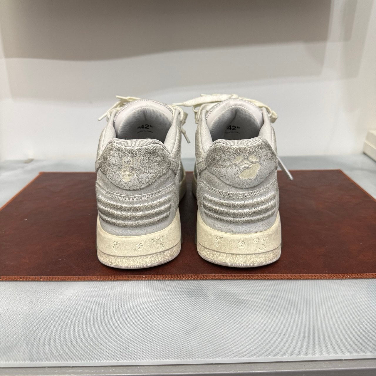 Off White, Out of Office, 42