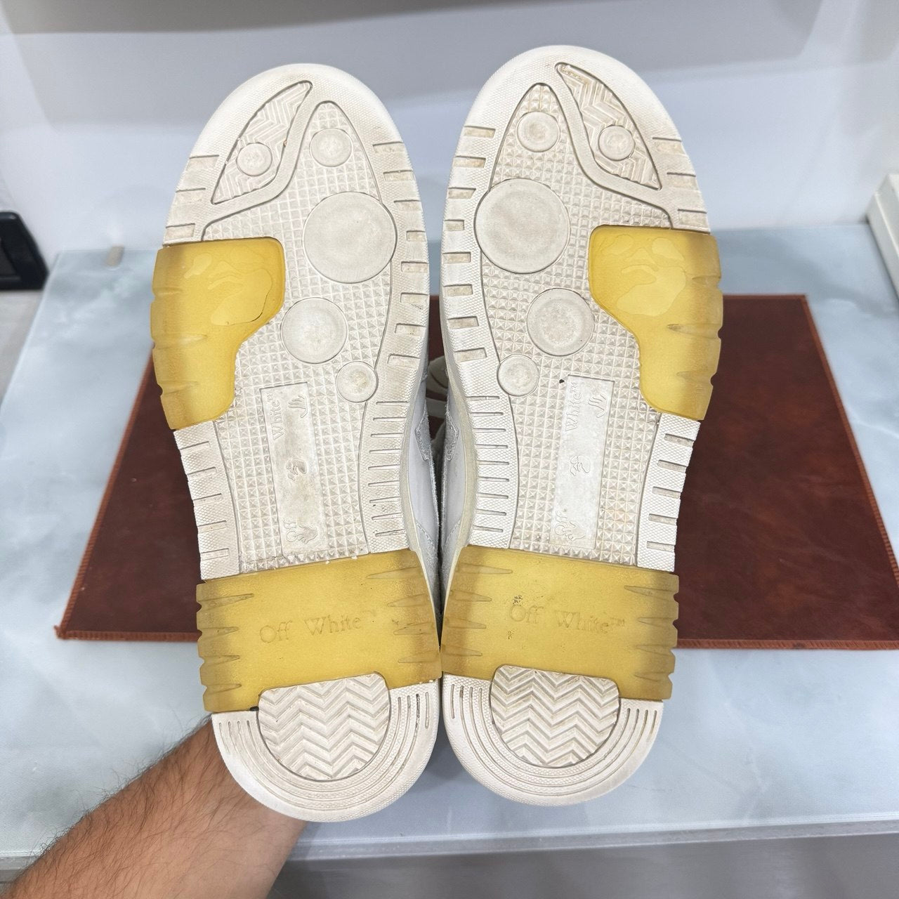 Off White, Out of Office, 42