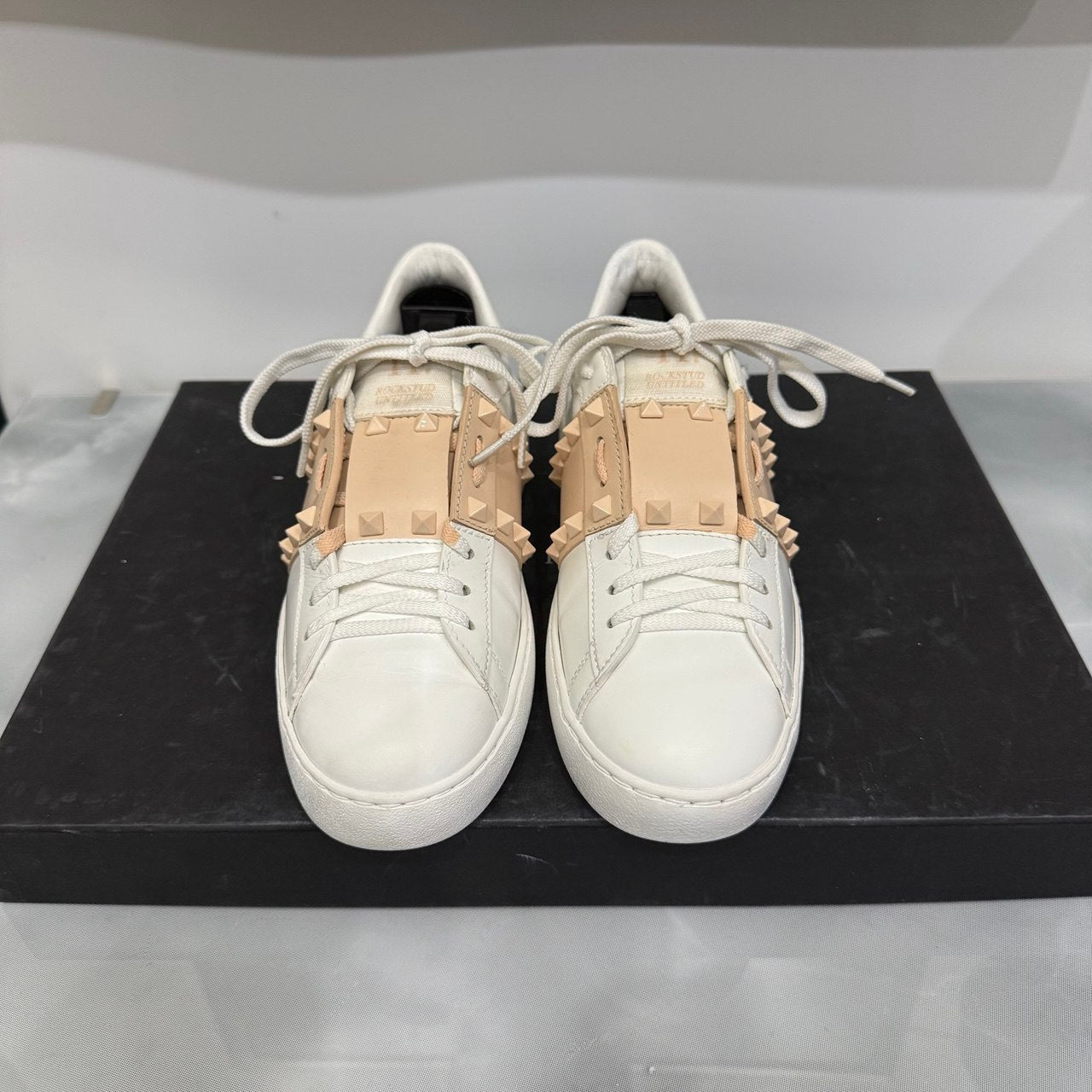 Valentino Garavani, Untitled 36.5