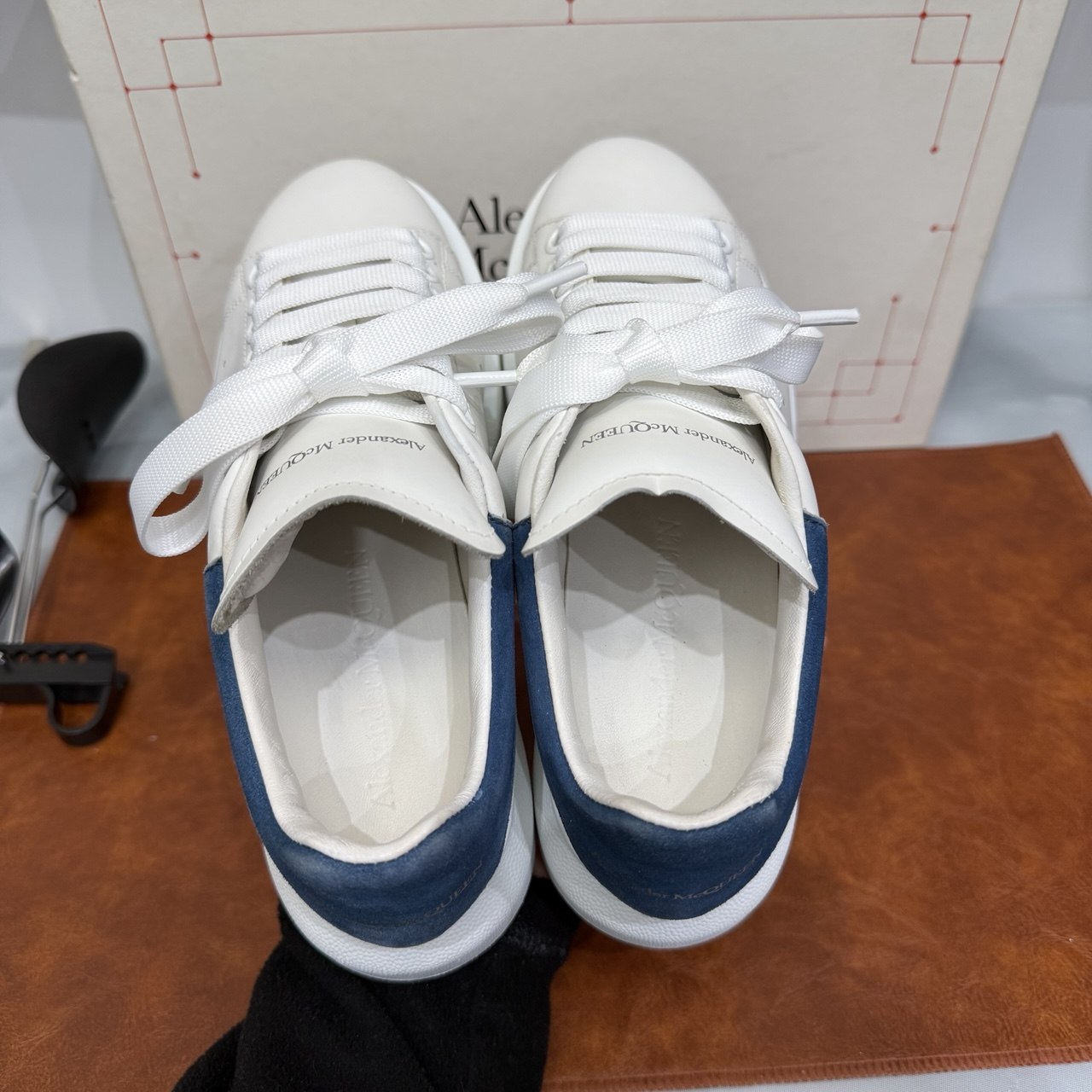 Alexander McQueen, Oversized, 36